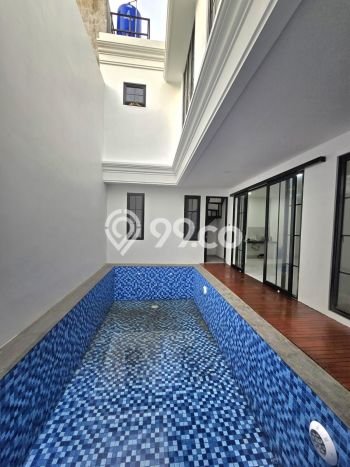 HOT PROPERTY! Rumah Premium di Bintaro, Luas 180m² LB 289m² HOT PROPERTY! Rumah Premium di Bintaro, Luas 180m² LB 289m²