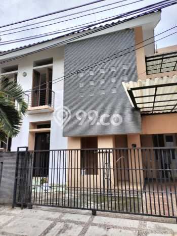 Rumah Luas Tanah 144m2m² di Sektor 9-Bintaro, Tangerang Selatan - Akses Mudah Rumah Luas Tanah 144m2m² di Sektor 9-Bintaro, Tangerang Selatan - Akses Mudah