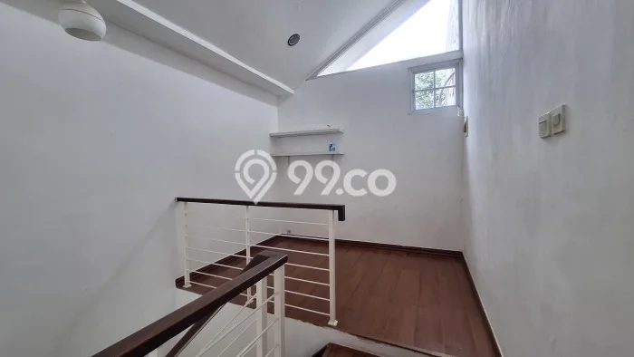 Dijual Hunian Rumah Nyaman 3 Kamar di Sektor 9-Bintaro, Tangerang Selatan Dijual Hunian Rumah Nyaman 3 Kamar di Sektor 9-Bintaro, Tangerang Selatan