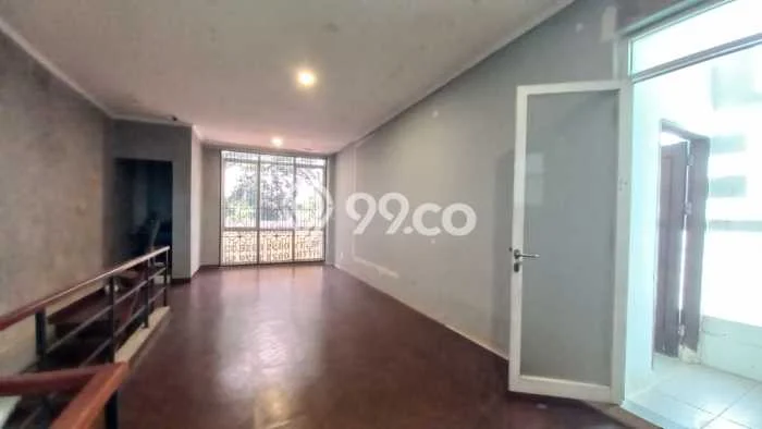 Ruko Kawasan Strategis Kawasan , Luas 135m2m², Sentra Perdagangan Ruko Kawasan Strategis Kawasan , Luas 135m2m², Sentra Perdagangan