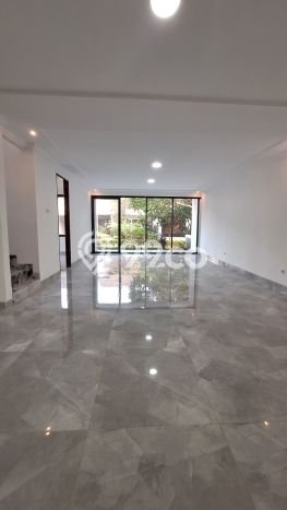Rumah Idaman Modern! Rumah 2 Lantai di Sektor 9-Bintaro, Tangerang Selatan, LT 177m² LB 280m² Rumah Idaman Modern! Rumah 2 Lantai di Sektor 9-Bintaro, Tangerang Selatan, LT 177m² LB 280m²