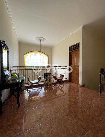 For Sale! Luxury House LT 194m2 Desain Elegan di BSD Kencana Loka For Sale! Luxury House LT 194m2 Desain Elegan di BSD Kencana Loka