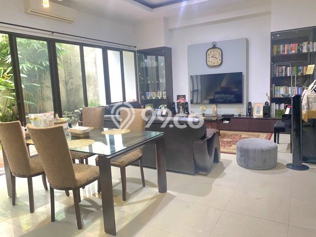 Rumah Asri di Sektor 7-Bintaro, 4 KT, Free Macet Rumah Asri di Sektor 7-Bintaro, 4 KT, Free Macet
