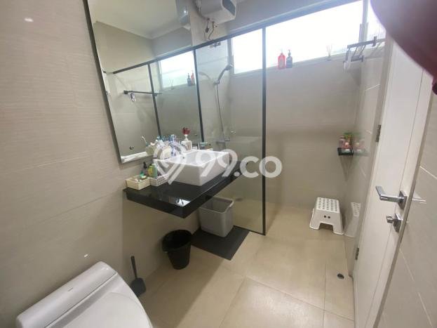 Rumah Modern 4 Kamar Terawat di Bintaro, Dekat Sekolah, Tangerang Selatan Rumah Modern 4 Kamar Terawat di Bintaro, Dekat Sekolah, Tangerang Selatan