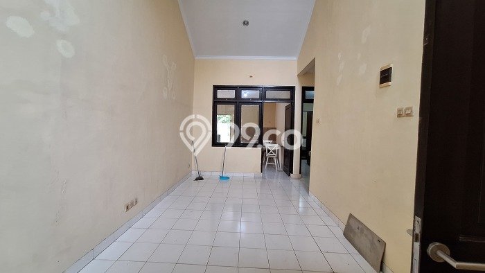 Jual Rumah Eksklusif 3 KT di Sektor 9-Bintaro, Tangerang Selatan Jual Rumah Eksklusif 3 KT di Sektor 9-Bintaro, Tangerang Selatan