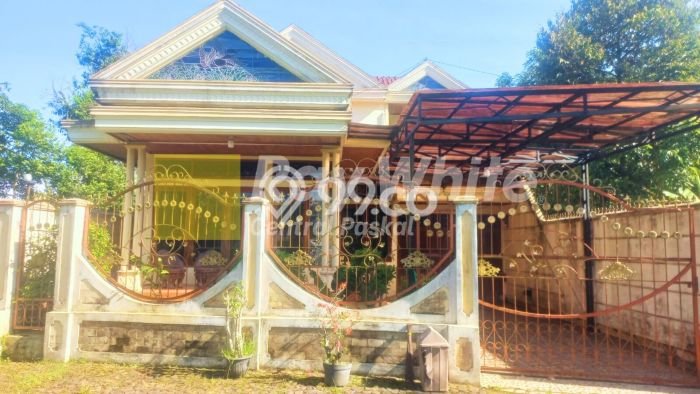 Dijual Rumah 4 Kamar Lokasi Ideal Bagus dan Strategis di Sumedang Selatan Dijual Rumah 4 Kamar Lokasi Ideal Bagus dan Strategis di Sumedang Selatan
