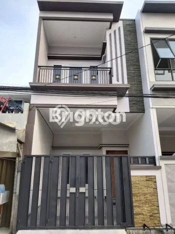 Hunian Cantik Minimalis Lb 120m2 di Cipondoh, Tangerang Hunian Cantik Minimalis Lb 120m2 di Cipondoh, Tangerang