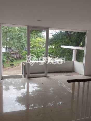 Rumah Elit LB 340m2 Siap Pakai Desain Elegan di Kalideres, Jakarta Barat Rumah Elit LB 340m2 Siap Pakai Desain Elegan di Kalideres, Jakarta Barat