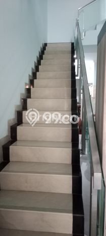 Rumah Mewah Siap Huni LT 192m2 di Cengkareng, Jakarta Barat Rumah Mewah Siap Huni LT 192m2 di Cengkareng, Jakarta Barat