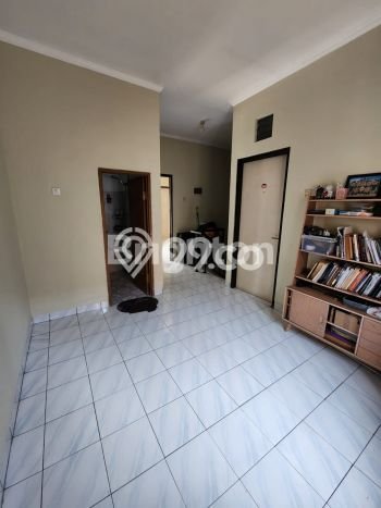 Rumah Modern 3 KT di Daan Mogot Jakarta Barat Rumah Modern 3 KT di Daan Mogot Jakarta Barat