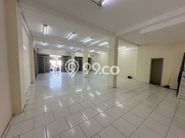 Disewakan Ruko di Kawasan Ramai Jurumudi Luas 300m2 Disewakan Ruko di Kawasan Ramai Jurumudi Luas 300m2