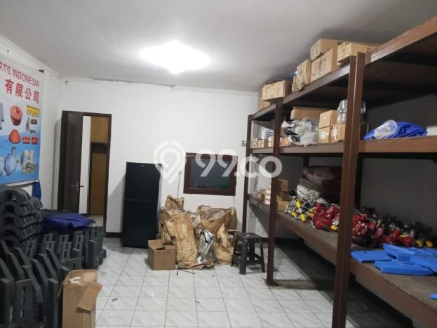 Unit Ruko Disewakan di Daan Mogot di Area Ramai & Strategis Unit Ruko Disewakan di Daan Mogot di Area Ramai & Strategis