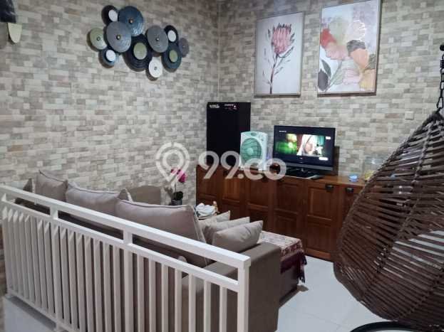 Rumah Luas Asri 5 KT Siap Huni di Bintaro Tangerang Selatan Rumah Luas Asri 5 KT Siap Huni di Bintaro Tangerang Selatan