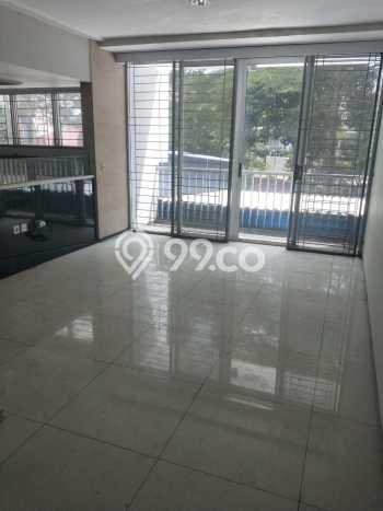 Jual Rumah Luas Megah Dengan View Cantik di Daan Mogot, Jakarta Barat Jual Rumah Luas Megah Dengan View Cantik di Daan Mogot, Jakarta Barat