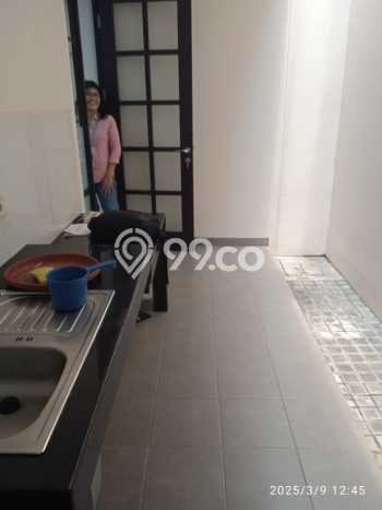 Disewakan Rumah Murah di Green Lake City Jakarta Barat dengan 4 Kamar Tidur Disewakan Rumah Murah di Green Lake City Jakarta Barat dengan 4 Kamar Tidur