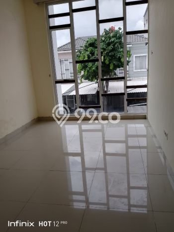Disewakan! Rumah 4 Kamar Tidur &
3 Kamar Mandi di Green Lake City, Jakarta Barat Disewakan! Rumah 4 Kamar Tidur &
3 Kamar Mandi di Green Lake City, Jakarta Barat