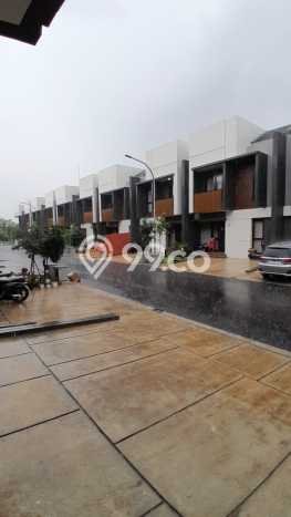 Lokasi strategis! Rumah siap huni dikontrakkan di Tarumajaya LB 80m2 Lokasi strategis! Rumah siap huni dikontrakkan di Tarumajaya LB 80m2