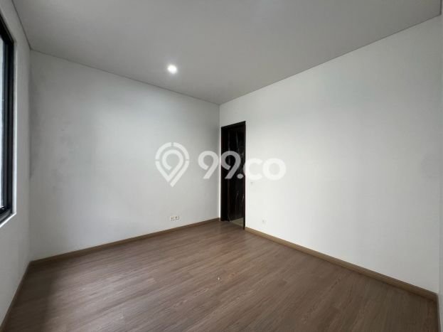 Rumah sewa siap huni 4 Kamar Tidur di BSD City, Tangerang Rumah sewa siap huni 4 Kamar Tidur di BSD City, Tangerang