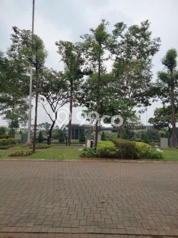Rumah Elit Modern Tanpa Renovasi di BSD City Tangerang Rumah Elit Modern Tanpa Renovasi di BSD City Tangerang