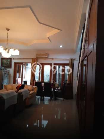Rumah Elit Modern Siap Huni di Tangerang Kota Tangerang Rumah Elit Modern Siap Huni di Tangerang Kota Tangerang