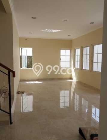Ready to Use! Premium House LT 235m2 Desain Elegan di Sentul City Ready to Use! Premium House LT 235m2 Desain Elegan di Sentul City