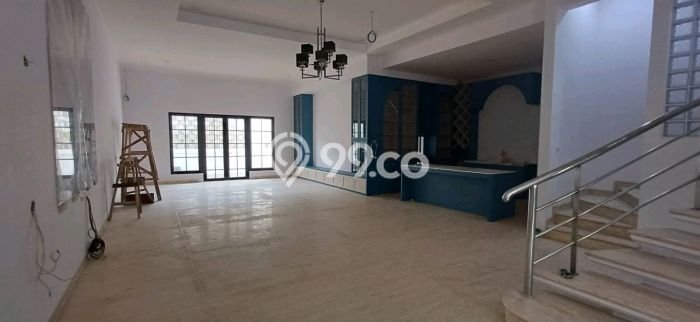 Disewakan! Rumah 4 Kamar Tidur &
4 Kamar Mandi di Sunter, Jakarta Utara Disewakan! Rumah 4 Kamar Tidur &
4 Kamar Mandi di Sunter, Jakarta Utara