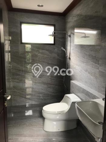 Jual Rumah Luas Elegan Dengan View Eksklusif di Setra Duta, Bandung Jual Rumah Luas Elegan Dengan View Eksklusif di Setra Duta, Bandung