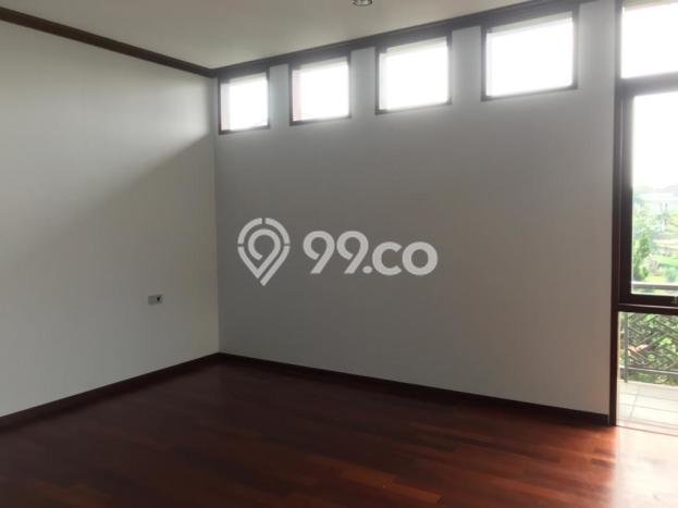 Jual Rumah Luas Elegan Dengan View Eksklusif di Setra Duta, Bandung Jual Rumah Luas Elegan Dengan View Eksklusif di Setra Duta, Bandung