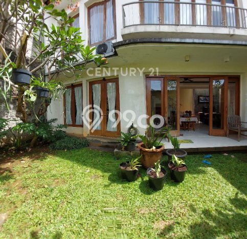 Dijual Rumah Mewah Exclusive di Kebayoran Lama, Jakarta Selatan Dijual Rumah Mewah Exclusive di Kebayoran Lama, Jakarta Selatan