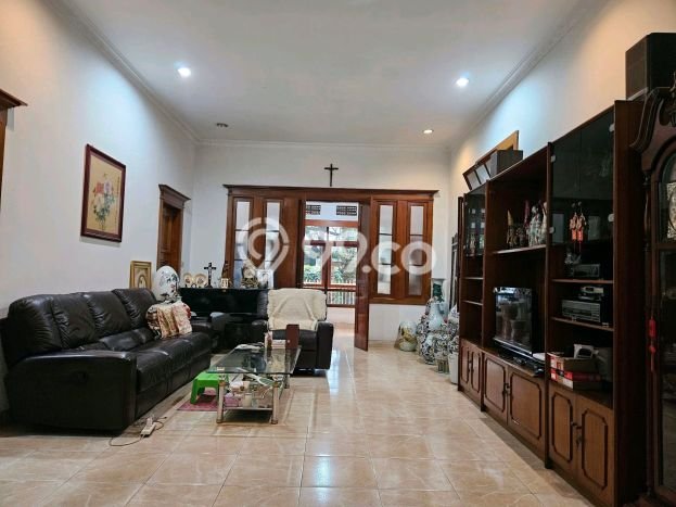 For Sale! Premium House LT 414m2 Desain Elegan di Riau For Sale! Premium House LT 414m2 Desain Elegan di Riau