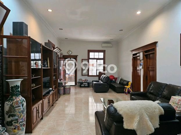 For Sale! Premium House LT 414m2 Desain Elegan di Riau For Sale! Premium House LT 414m2 Desain Elegan di Riau