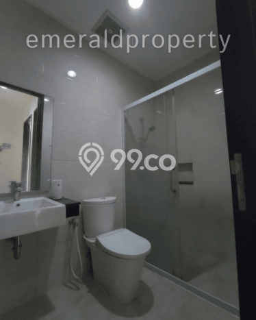 Lokasi terbaik! Rumah siap pakai disewakan di Cipondoh LB 86m2 Lokasi terbaik! Rumah siap pakai disewakan di Cipondoh LB 86m2