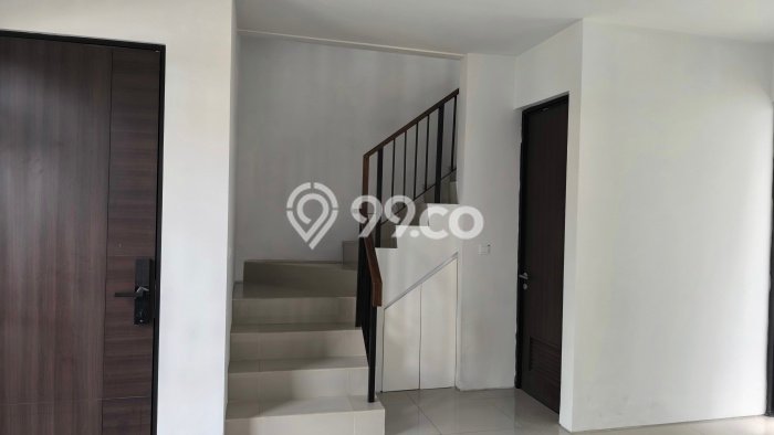 Rumah sewa siap huni 3 KT di Semanan, Jakarta Barat Rumah sewa siap huni 3 KT di Semanan, Jakarta Barat