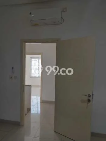 Rumah kawasan Green Lake City, 4 KM, Pemandangan Kota, LT 90m2m² Bangunan 90m2m² Rumah kawasan Green Lake City, 4 KM, Pemandangan Kota, LT 90m2m² Bangunan 90m2m²