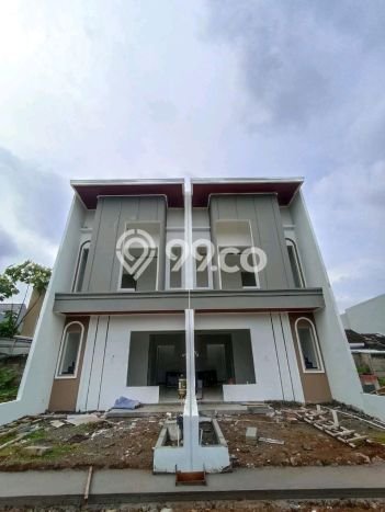 For Sale Rumah 4 Kamar Lokasi Ideal Bagus dan Strategis di Sawangan For Sale Rumah 4 Kamar Lokasi Ideal Bagus dan Strategis di Sawangan
