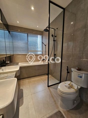 Rumah Strategis Modern Lb 149m2 di Sawangan, Depok Rumah Strategis Modern Lb 149m2 di Sawangan, Depok