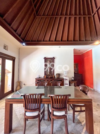 Aset Strategis! Vila Kawasan , Dimensi 929m2m², Area Premium dengan nilai meningkat Aset Strategis! Vila Kawasan , Dimensi 929m2m², Area Premium dengan nilai meningkat