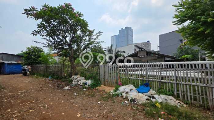 Untuk Dijual Tanah di Jakarta Selatan, Luas 748m2 SHM Untuk Dijual Tanah di Jakarta Selatan, Luas 748m2 SHM
