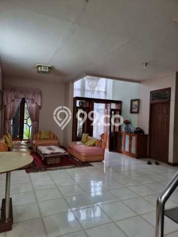 Rumah Elit Modern Tanpa Renovasi di Cipanas Bogor Rumah Elit Modern Tanpa Renovasi di Cipanas Bogor