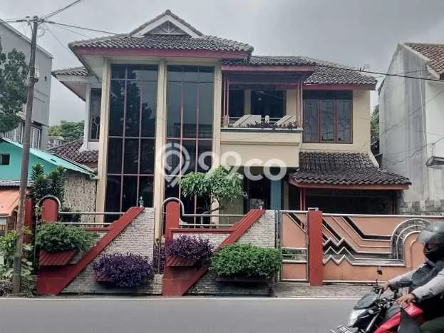 Rumah Elit Modern Tanpa Renovasi di Cipanas Bogor Rumah Elit Modern Tanpa Renovasi di Cipanas Bogor