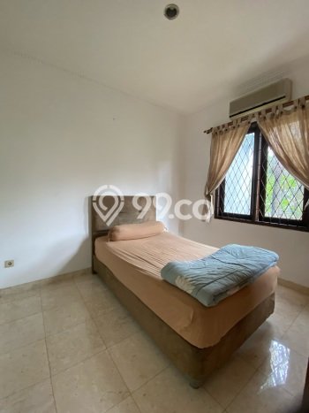 Jarang Ada! Rumah Sewa 5 Kamar Nyaman Siap Huni Pejaten Jarang Ada! Rumah Sewa 5 Kamar Nyaman Siap Huni Pejaten
