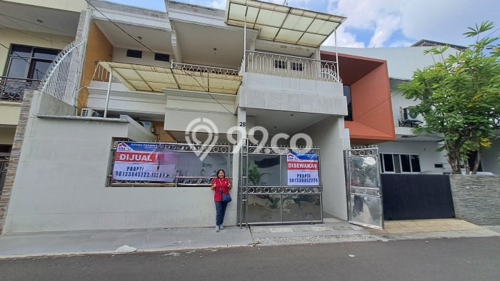 Rumah Luxury Modern Tanpa Renovasi di Rawamangun Jakarta Timur Rumah Luxury Modern Tanpa Renovasi di Rawamangun Jakarta Timur