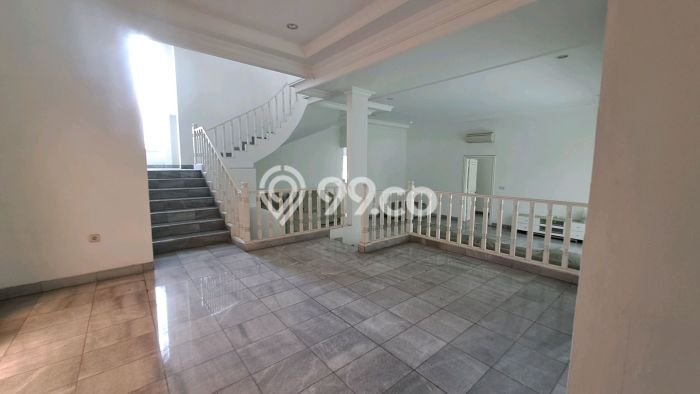 Jual Rumah Luas Megah Dengan View Eksklusif di Lebak Bulus, Jakarta Selatan Jual Rumah Luas Megah Dengan View Eksklusif di Lebak Bulus, Jakarta Selatan