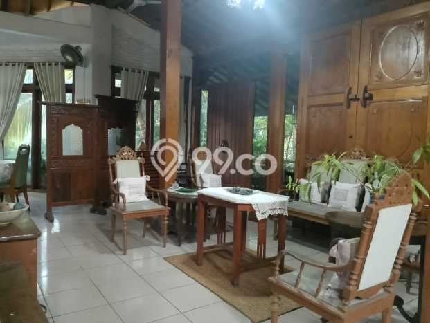 Ready to Use! Premium House LT 935m2 Desain Elegan di Kalibata Ready to Use! Premium House LT 935m2 Desain Elegan di Kalibata