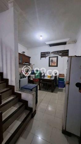 For Sale Rumah 9 Kamar Lokasi Strategis Bagus dan Strategis di Kelapa Gading For Sale Rumah 9 Kamar Lokasi Strategis Bagus dan Strategis di Kelapa Gading
