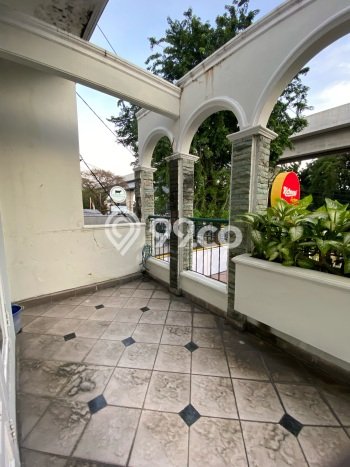 Ready to Use! Luxury House LT 941m2 Desain Elegan di Rawamangun Ready to Use! Luxury House LT 941m2 Desain Elegan di Rawamangun
