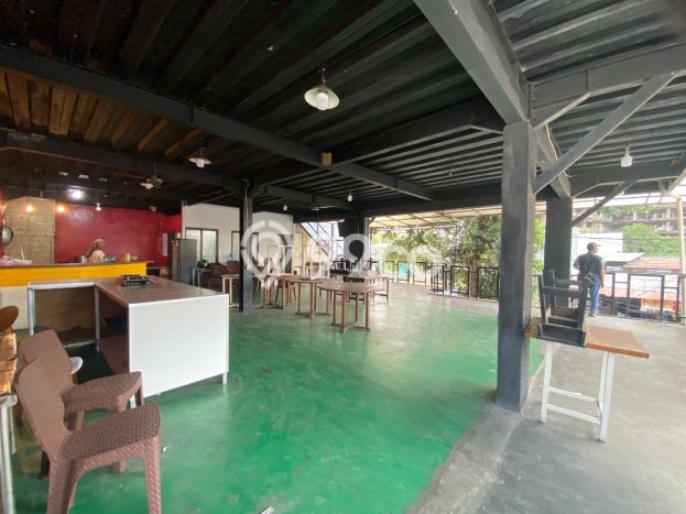 Unit Komersial Dijual di Jakarta Barat LT 274m2 & LB 350m2 Unit Komersial Dijual di Jakarta Barat LT 274m2 & LB 350m2