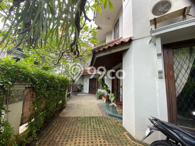 Jarang Ada! Rumah Sewa 5 Kamar Nyaman Siap Huni Pejaten Jarang Ada! Rumah Sewa 5 Kamar Nyaman Siap Huni Pejaten
