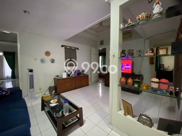 Ready to Use! Luxury House LT 941m2 Desain Elegan di Rawamangun Ready to Use! Luxury House LT 941m2 Desain Elegan di Rawamangun