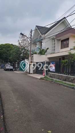 Hunian Mewah LB 213m2 Siap Huni Desain Elegan di Rawamangun, Jakarta Timur Hunian Mewah LB 213m2 Siap Huni Desain Elegan di Rawamangun, Jakarta Timur